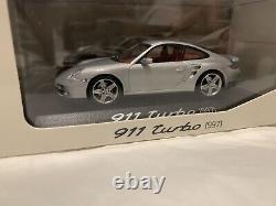 Porsche 911 Turbo (997) Silver/Red Minichamps 143