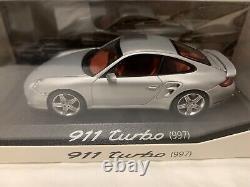 Porsche 911 Turbo (997) Silver/Red Minichamps 143