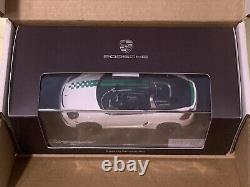 Porsche Boxster Bergspyder white / green / black 143 Spark