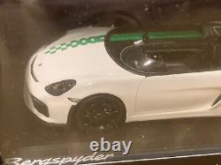 Porsche Boxster Bergspyder white / green / black 143 Spark