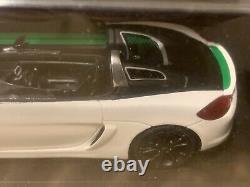 Porsche Boxster Bergspyder white / green / black 143 Spark