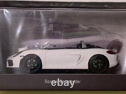 Porsche Boxster Bergspyder white / green / black 143 Spark