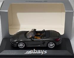 Porsche Boxster S (981) Achat Grey 2012 143 Minichamps WAP 020 201 0D (14)