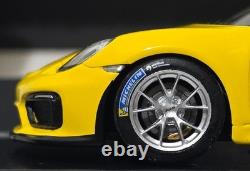Porsche Cayman GT4 Clubsport Streetversion 2017 143 Minichamps 437166100 15