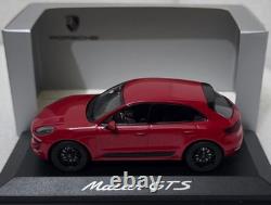 Porsche Macan GTS (95B) 2015 Carmine Red 143 Minichamps WAP 020 603 0G OVP (18)