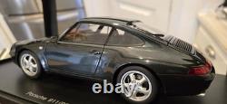 READ 1/18 Autoart Porsche 911 (993) Carrera Green Metallic Diecast