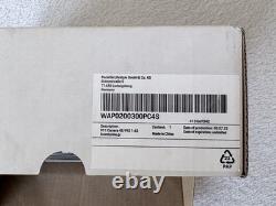 Rare Porsche 911 992 Carrera 4S 143 Dealer Model Minichamps Aventurine Green