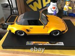 Revell 1989 Porsche 911 Turbo Cabriolet 118 Scale Diecast Model Car Yellow b519