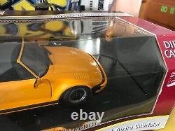 Revell 1989 Porsche 911 Turbo Cabriolet 118 Scale Diecast Model Car Yellow b519