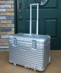 Rimowa 985.51 Porsche Special Edition 2-Wheel Tsa Pilot Extra Large 56L TSA