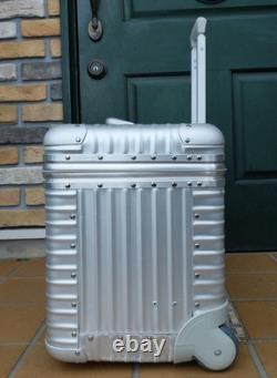Rimowa 985.51 Porsche Special Edition 2-Wheel Tsa Pilot Extra Large 56L TSA