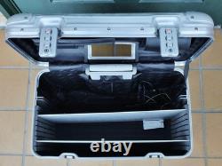 Rimowa 985.51 Porsche Special Edition 2-Wheel Tsa Pilot Extra Large 56L TSA