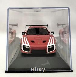 SPARK Porsche 935 Dealer Special Edition Porsche 935 #77 Red/White