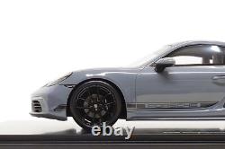 Spark 118 Porsche 718 Cayman Style Edition (982) in Arctic Grey Dealer Edition