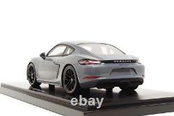 Spark 118 Porsche 718 Cayman Style Edition (982) in Arctic Grey Dealer Edition