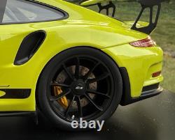 Spark 118 Porsche 911 GT3 RS Acid Green WAP0219110H Dealer Model Car