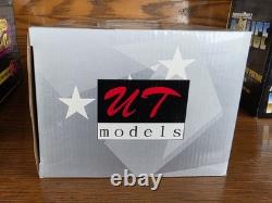 UT Models 1997 Porsche 911 Carrera GT2 993 118 Diecast Yellow GT Cup Car 27832