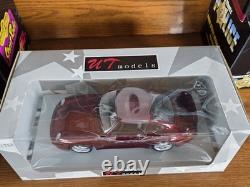 UT Models 1997 Porsche 911 Turbo Type 993 118 Diecast Met. Red Car 27811