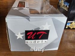 UT Models 1997 Porsche 911 Turbo Type 993 118 Diecast Met. Red Car 27811