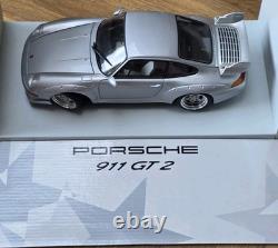 UT Models Limited 1997 Porsche Carrera 911 GT2 118 Diecast Street Version Car