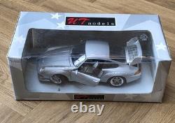 UT Models Limited 1997 Porsche Carrera 911 GT2 118 Diecast Street Version Car