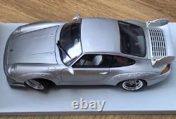 UT Models Limited 1997 Porsche Carrera 911 GT2 118 Diecast Street Version Car