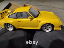 UT Porsche 911 Turbo S 993 1/18 Scale Diecast Model Yellow Used Loose
