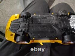 UT Porsche 911 Turbo S 993 1/18 Scale Diecast Model Yellow Used Loose